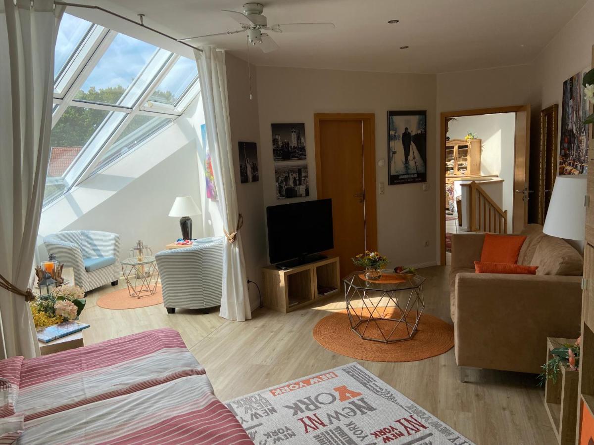 Villa "Auszeit" Hohen Neuendorf Luaran gambar