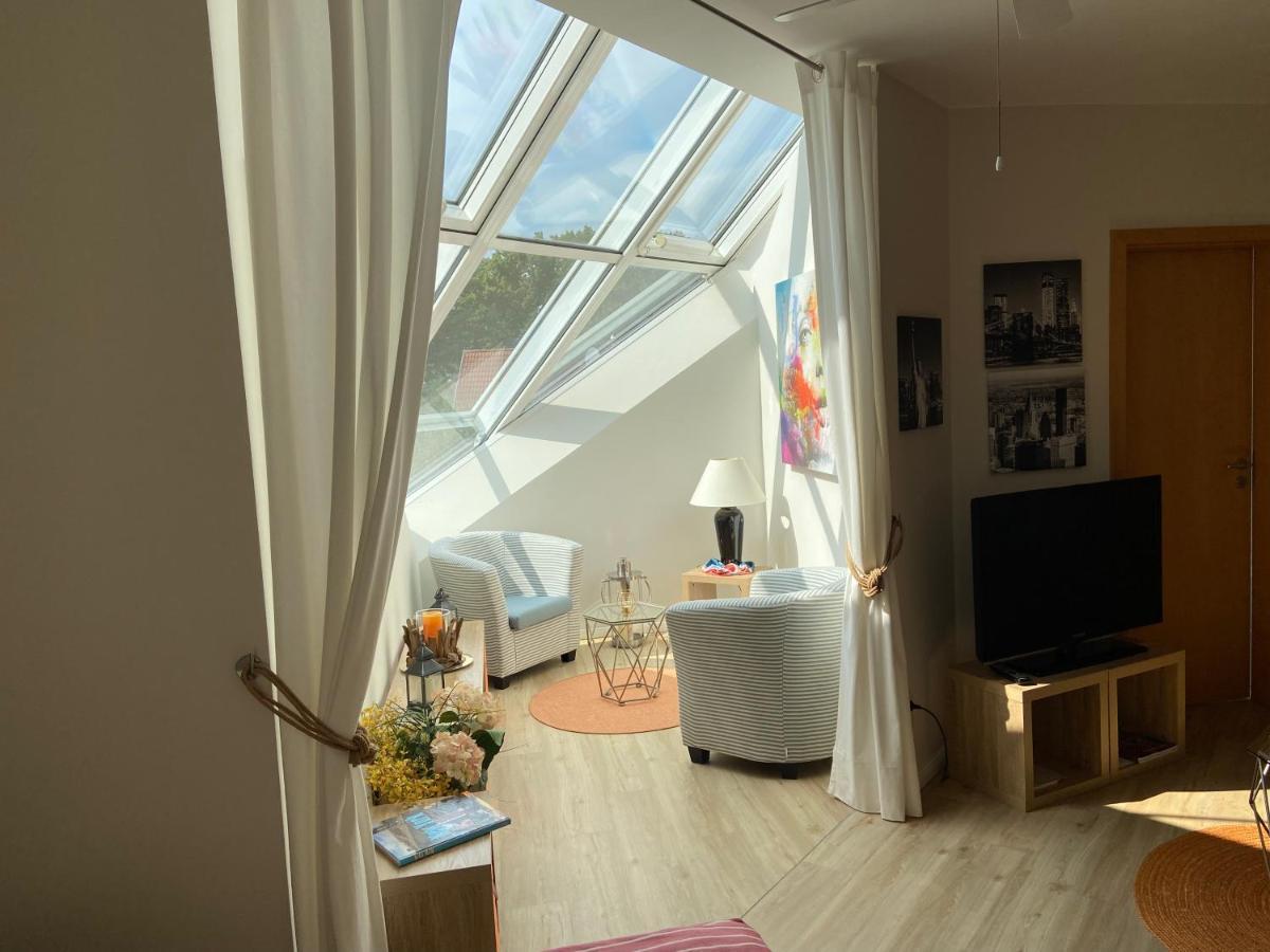 Villa "Auszeit" Hohen Neuendorf Luaran gambar